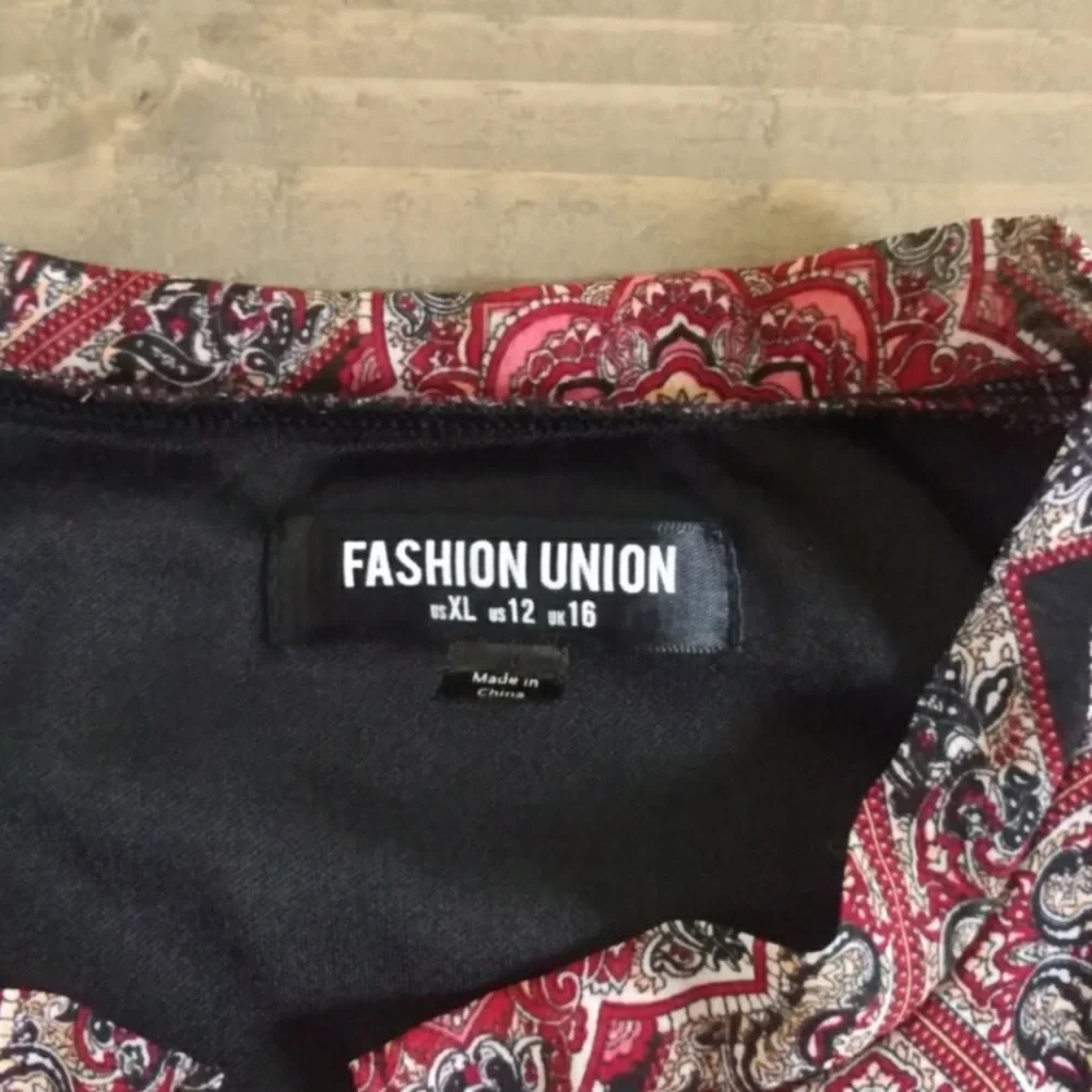 Super Cute paisley dress - Picture 4 of 6